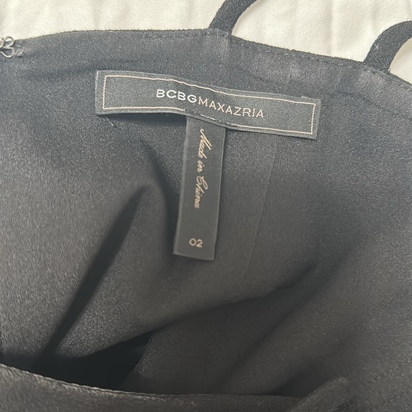 BCBG Maxazria Cut Out Jump Suit with Pockets - Picture 5 of 5